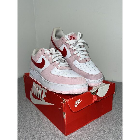 Nike Air Force 1 Low Shoes Mens Size 12.5 Valentines Day Heart DD3384-600 RPB - Picture 2 of 16